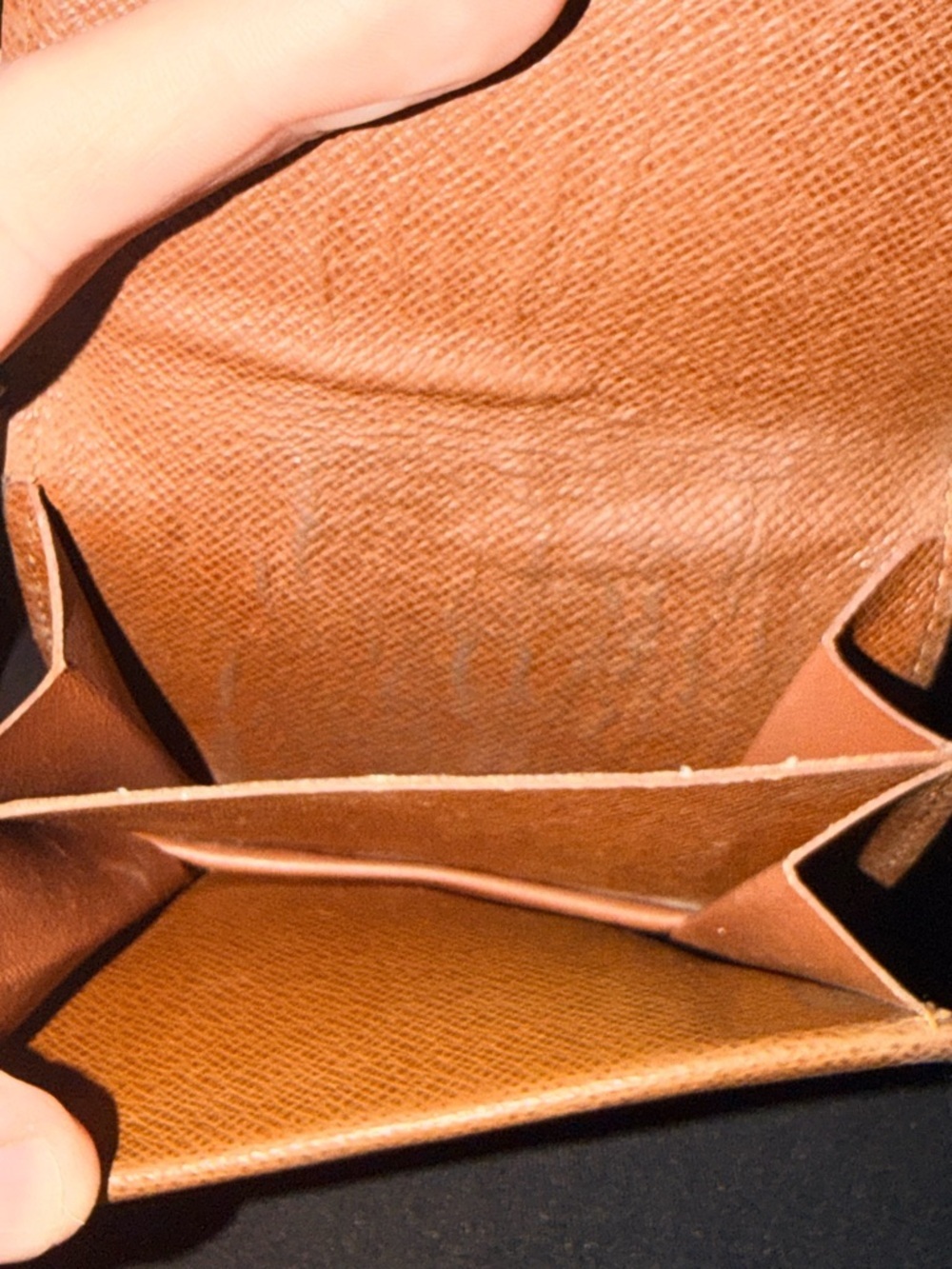 Louis Vuitton Porte Monnaie Coin Purse - Picture 6 of 7